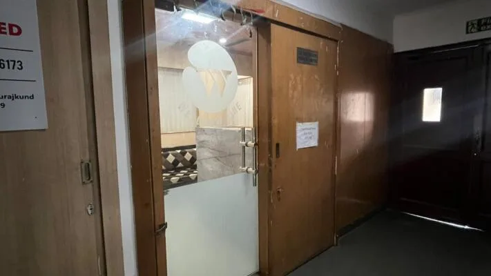 Commercial office space for rent in Sector 68, Faridabad